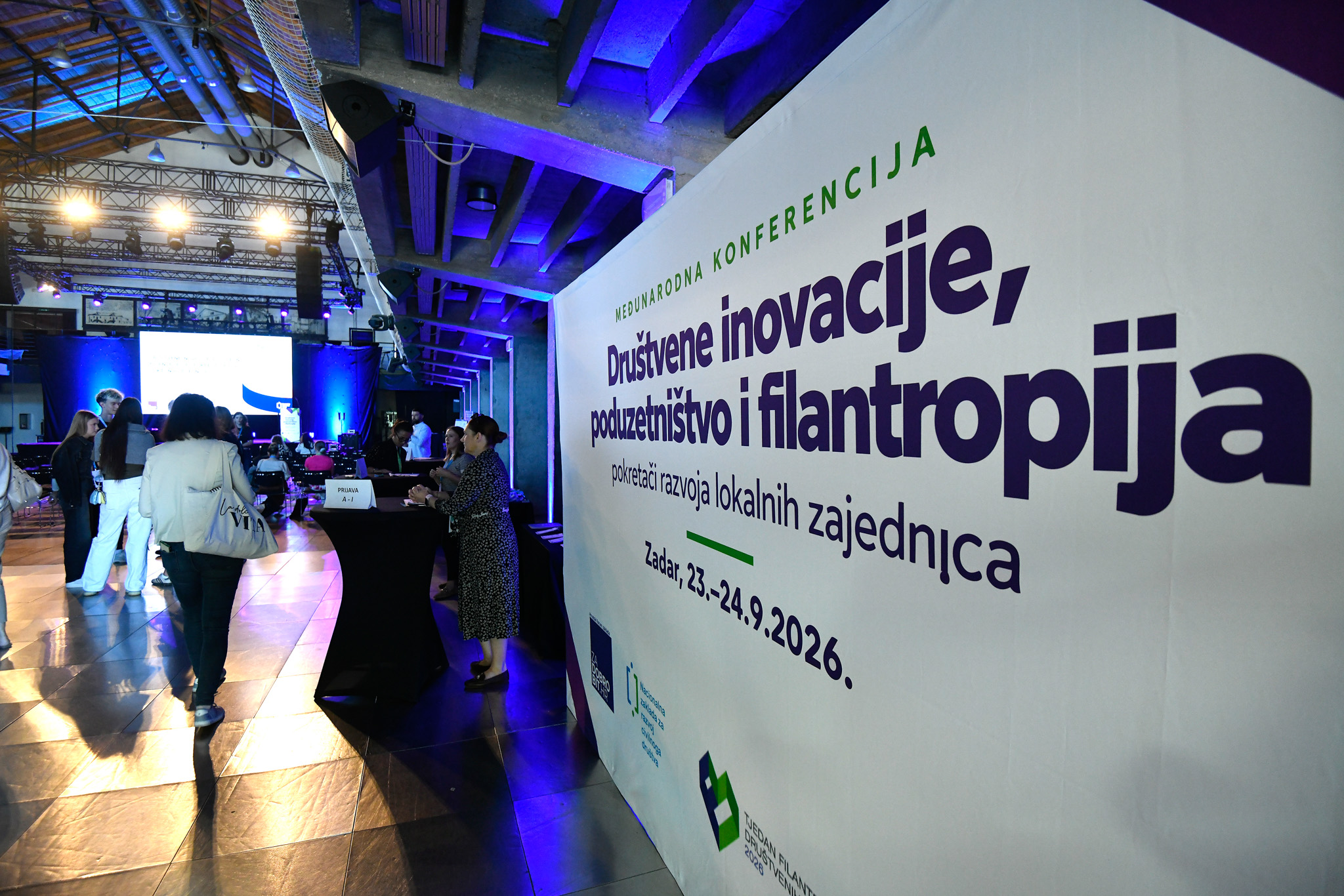 Naslovnica